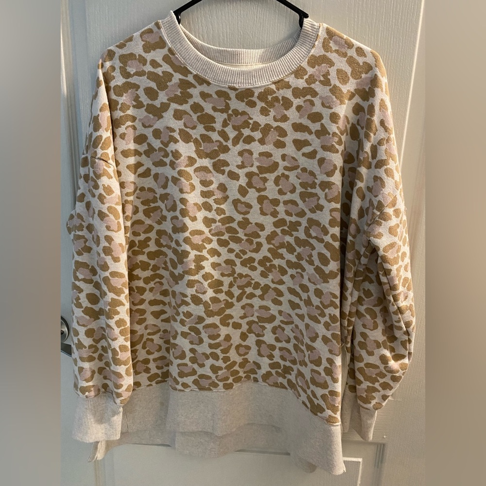 Aerie crewneck, size M